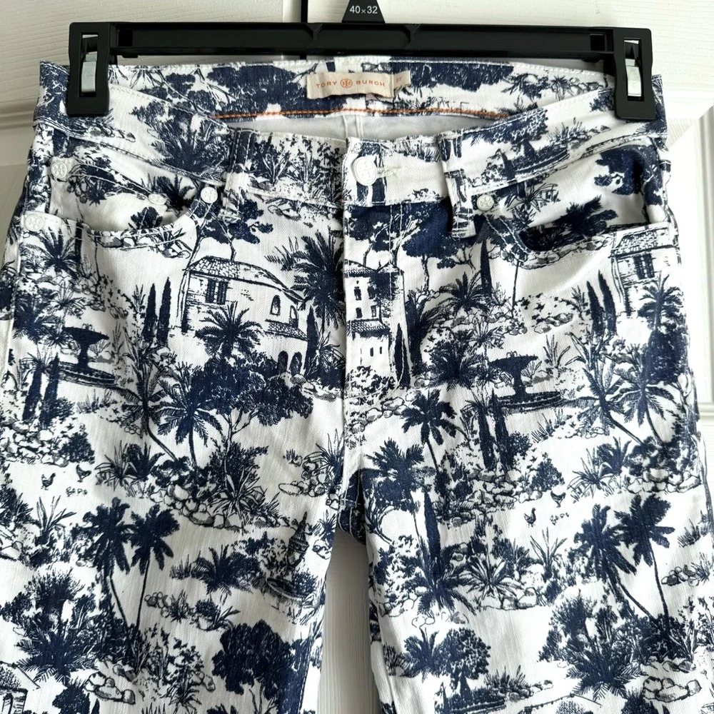 Tory Burch Tropical Toile Print Straight Leg Crop Jeans